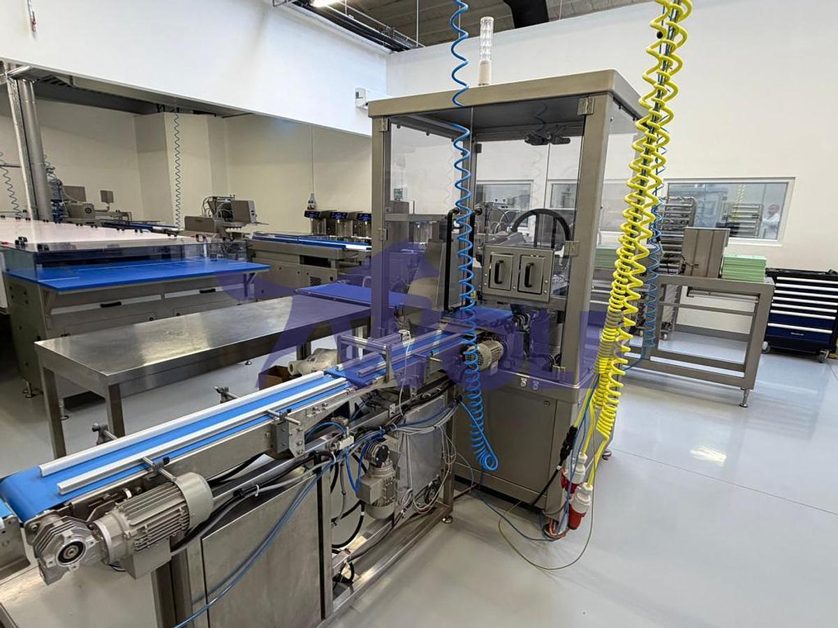 Gebraucht Schmink- und Gießanlage Hacos - für Formengröße von ca. 380 × 295 mm.