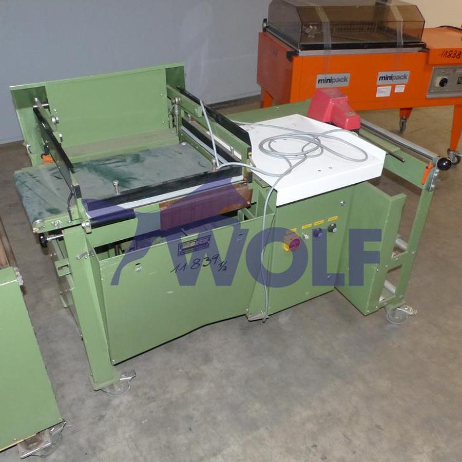 Gebraucht Schrumpfpackanlage HUGO BECK - Type WS-21-500 mit Schrumpftunnel SL22-412/25.