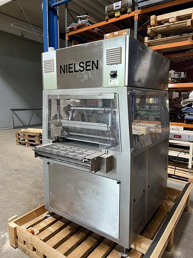 Gebraucht Nielsen Energy Überziehmaschine 620