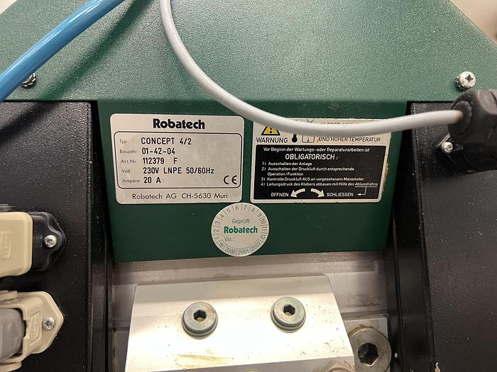 Gebraucht Tafelpackmaschine SIG Type DSN mit Heißleimgerät, Baujahr 2001