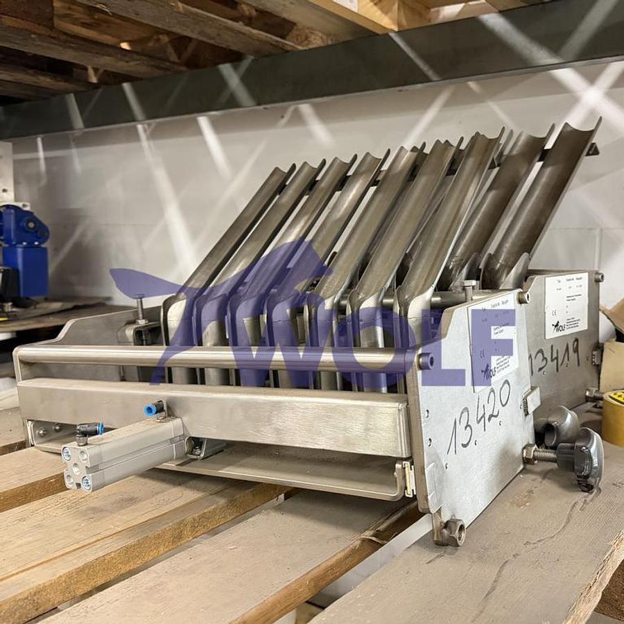 Usado Produktaufleger WOLF - Type PA-480 für 7 Produktreihen, Baujahr 2020.