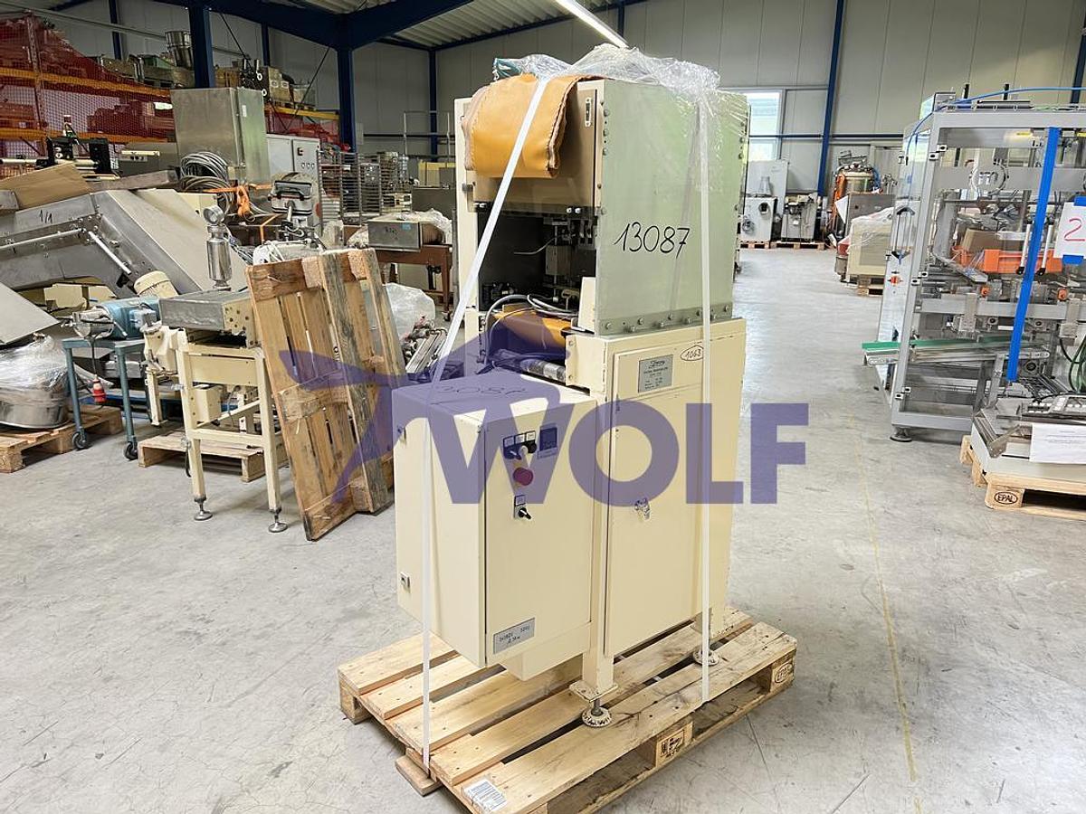 Gebraucht Guillotine/Hackvorrichtung HOPPE - Type GS-280, zum Ablängen der Stränge.