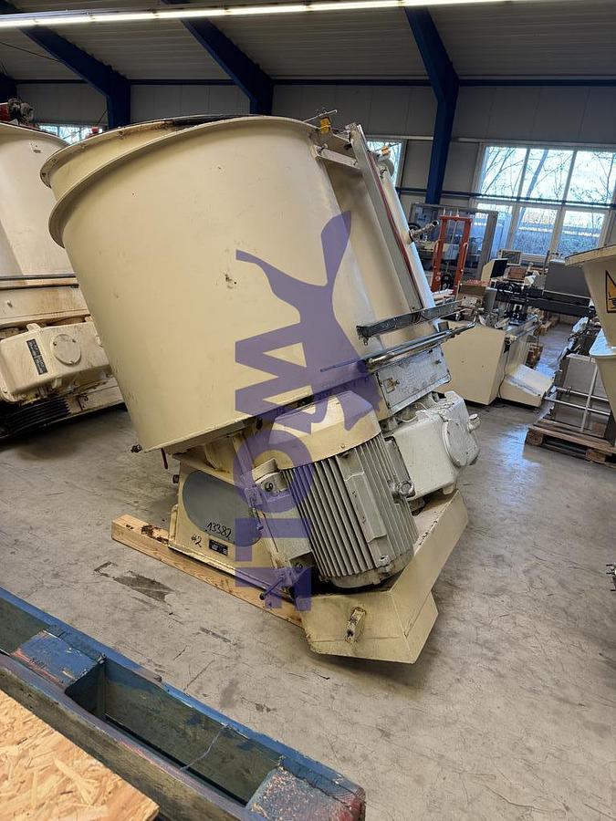 Usado Trockenconche BAUERMEISTER - Type TRC-21 mit ca. 1.000 kg Inhalt.