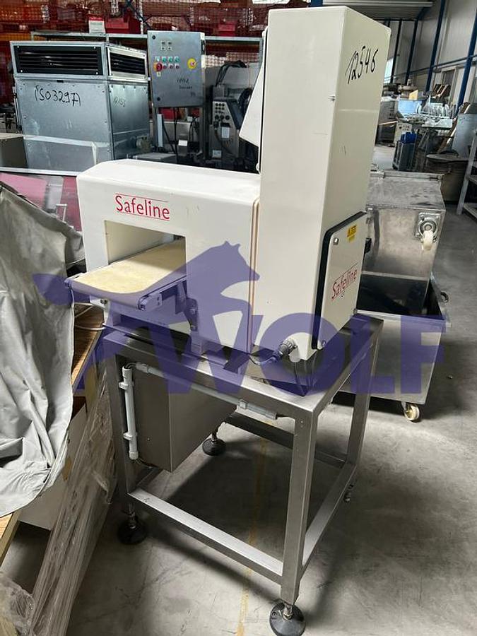 Used SAFELINE metal detector - with approx. 250 x 150 mm coil passage.