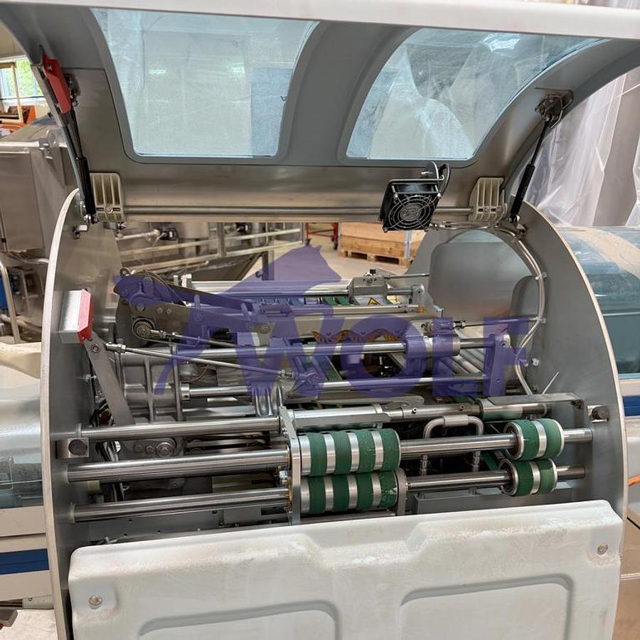 Usado Schrumpf-Packmaschine GRUPPO FABRY VIGNOLA - Type Automac 55 PIU-B597, Baujahr 2020.
