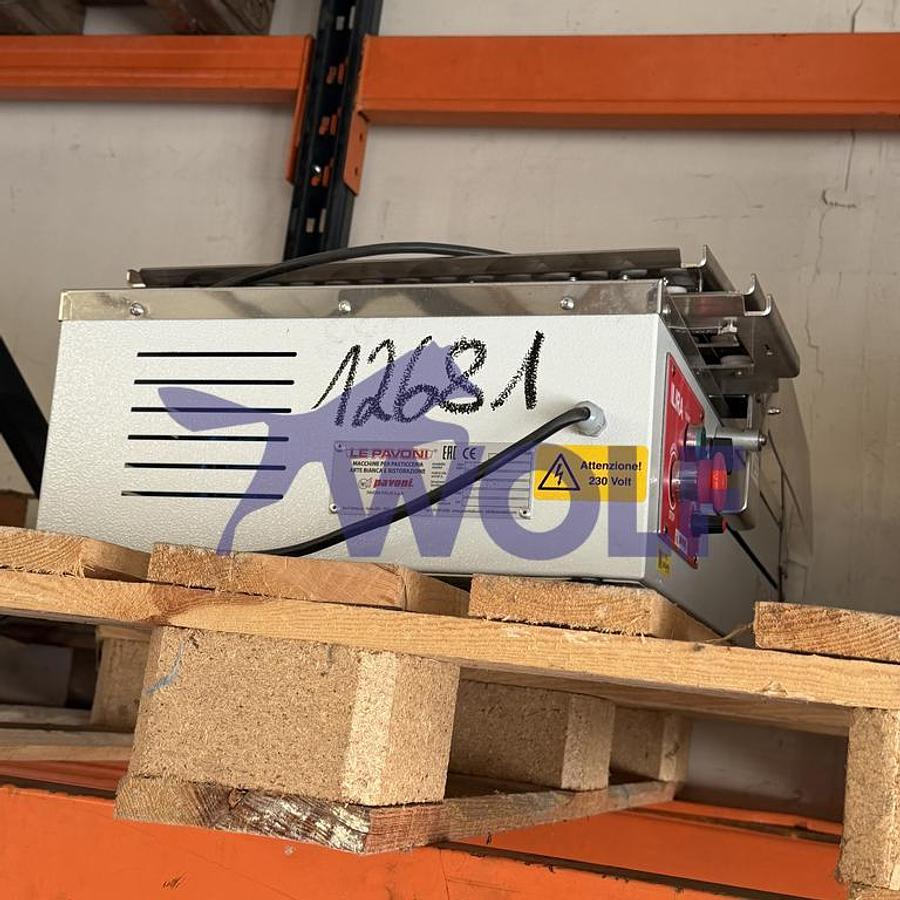 Used Cutting machine PAVONI ITALIA - with three cutting frames