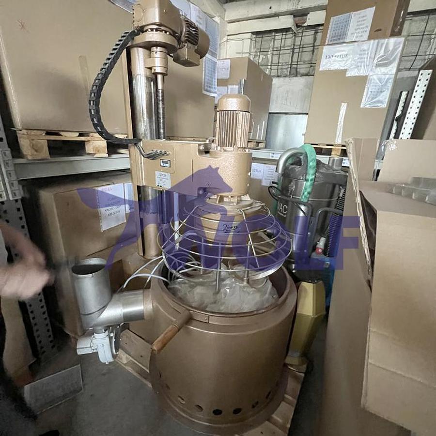 Gebraucht Krokant-Kochrührwerk HOPPE - Type KR-30, mit Kupferkessel ca. 30 Liter Inhalt.