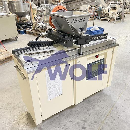 Usado Dosiermaschine KNOBEL - Type CCM-9, Baujahr 1995.
