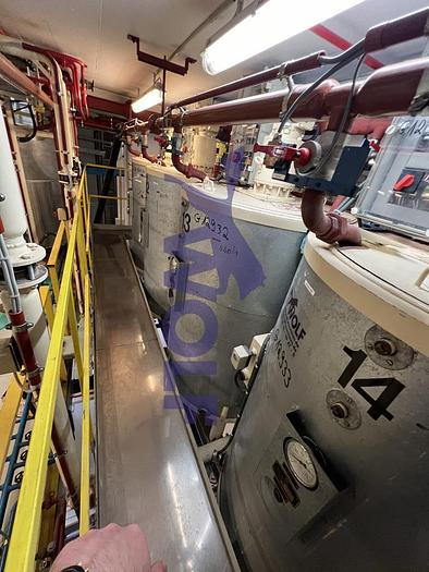 Used Rührwerksbehälter (13) THOUET - Type RW-1000 mit ca. 1.000 kg Inhalt.