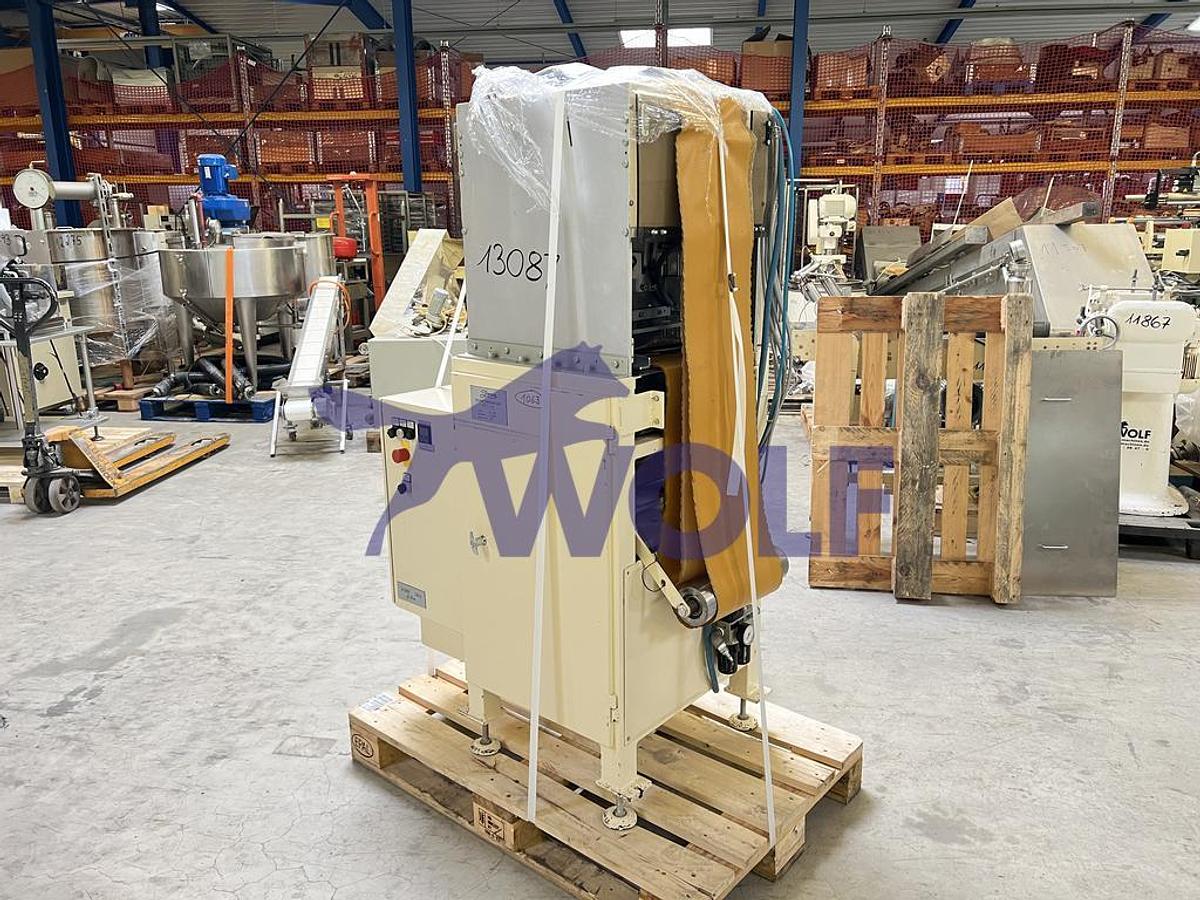 Gebraucht Guillotine/Hackvorrichtung HOPPE - Type GS-280, zum Ablängen der Stränge.