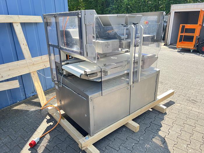 Used 2005 KNOBEL One-Shot-Giessmaschine Type KCM 12/24 Alpha