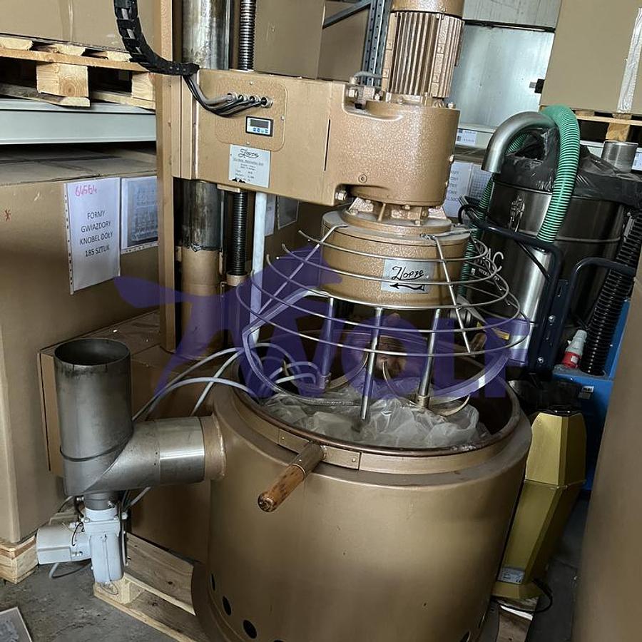 Gebraucht Krokant-Kochrührwerk HOPPE - Type KR-30, mit Kupferkessel ca. 30 Liter Inhalt.