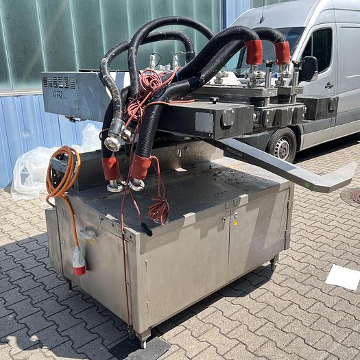 Used 2006 KNOBEL Schokoladen-Giessmaschine Type KCM Alpha CAD