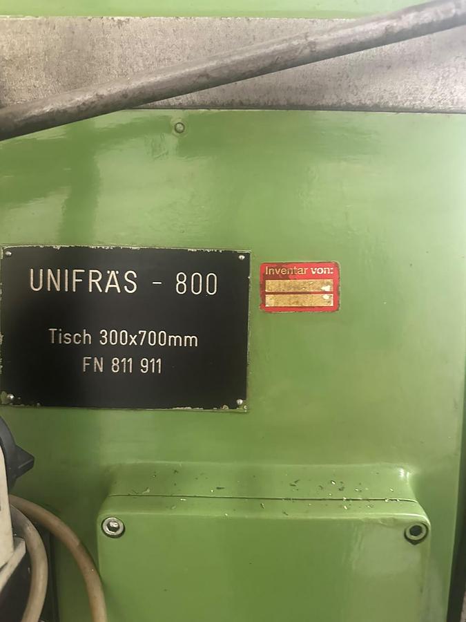 Gebraucht Beijing Instrument Machine Tool Works UNIFRÄS - 800 mit Universal-Schwenktisch