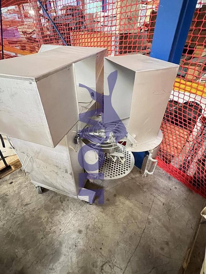 Gebraucht Rosinen-Auflockerungsmaschine LEONHARD - für Trockenfrüchte, Baujahr 1996