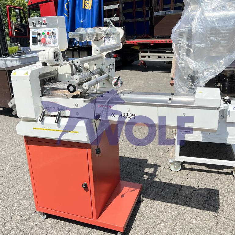 Gebraucht Schlauchbeutel-Packmaschine EUROWRAP - Type EWP-300 (horizontal), Baujahr 2002.