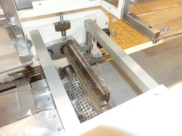 Gebraucht gebr. Horizontal-Schlauchbeutelpackmaschine ILAPAK Type Carrera-1000-PC. Baujahr 2002.