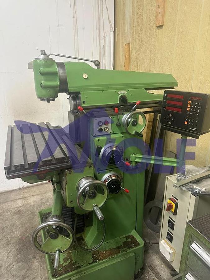 Gebraucht Fräsmaschine BEJING INSTRUMENT MACHINE TOOL - Type UNIFRÄS- 800 mit Universal-Schwenktisch