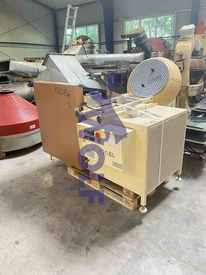 Gebraucht Vor-Kühlkanal SOLLICH - Type KK-280 mit ca 8,7 Meter Länge.