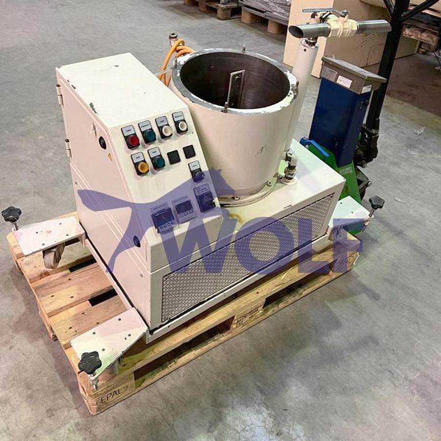 Gebraucht Temperiermaschine BLUM - Type PROF-100-CTS, Baujahr 1997