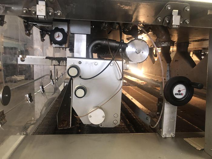 Gebraucht gebr. Überziehmaschine Sollich Type M4 - 1800 Magnum. Baujahr 2003.