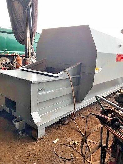 Used 35-Yard PTR Low-Profile Self-Contained Compactor