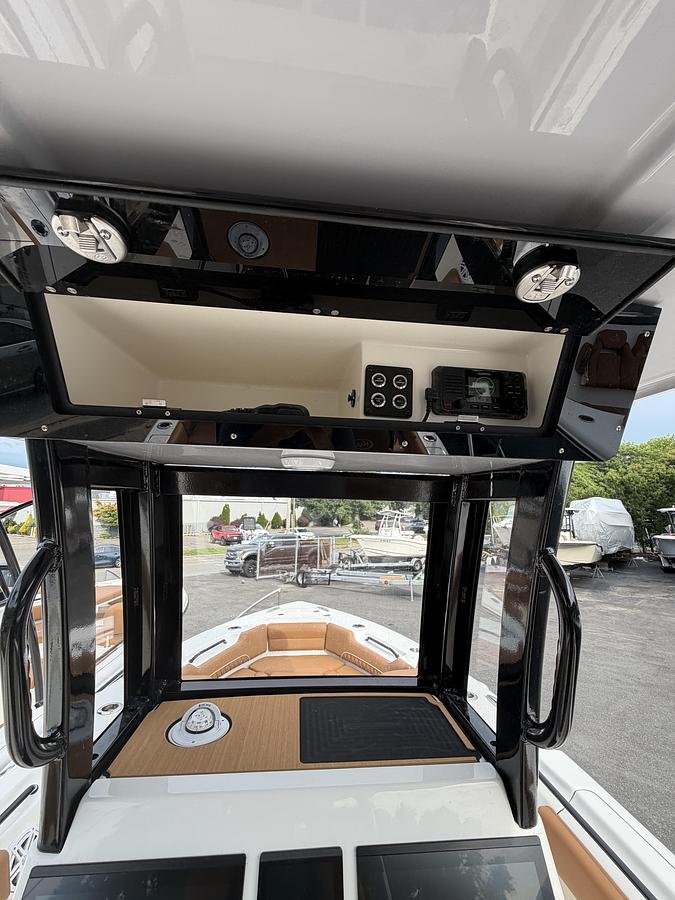 Used 2027 KEY WEST  249FS