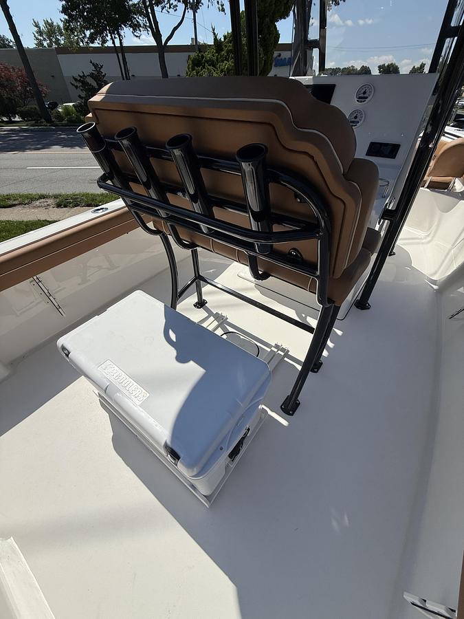 Used 2027 KEY WEST 239FS