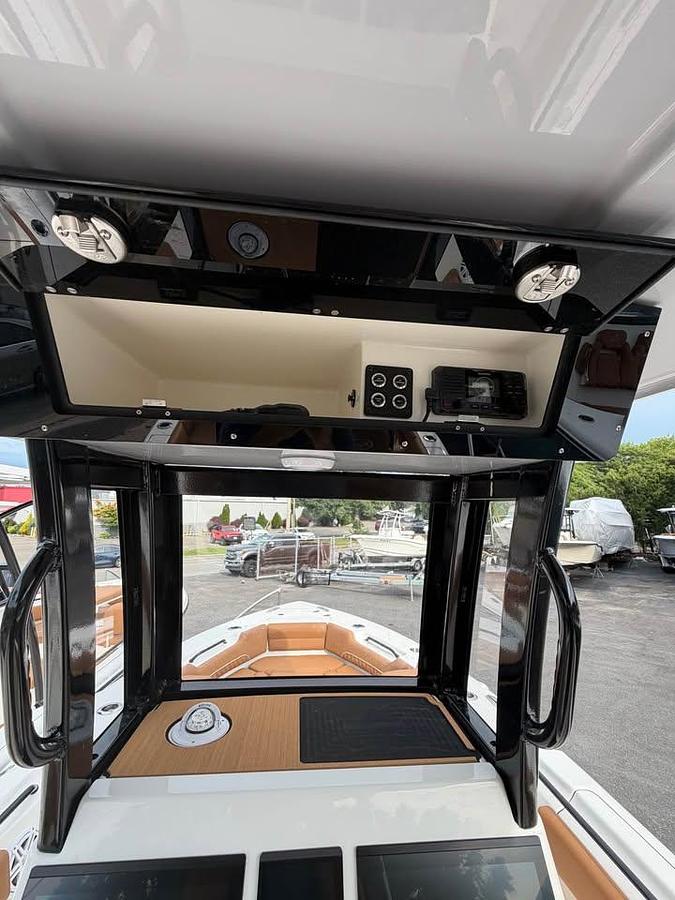 Used 2027 KEY WEST  249FS