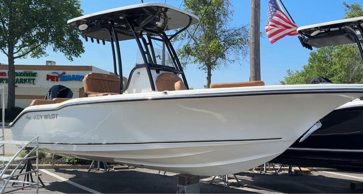 2025 Key West Family Sportsman 219FS