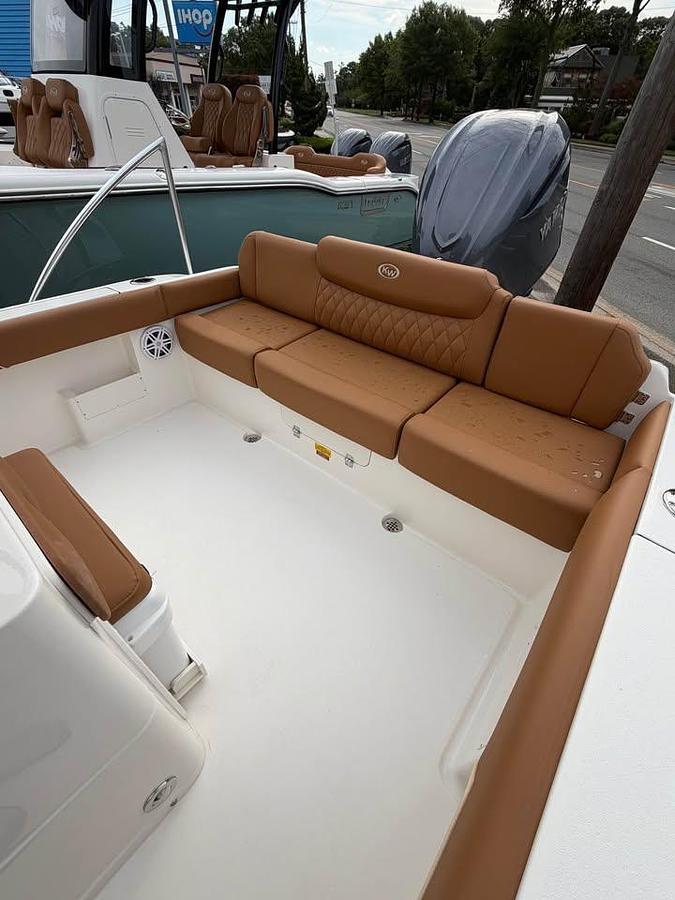 Used 2027 KEY WEST  249FS