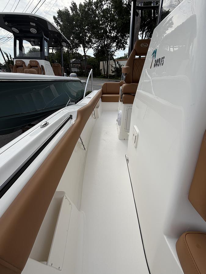 Used 2027 KEY WEST  249FS