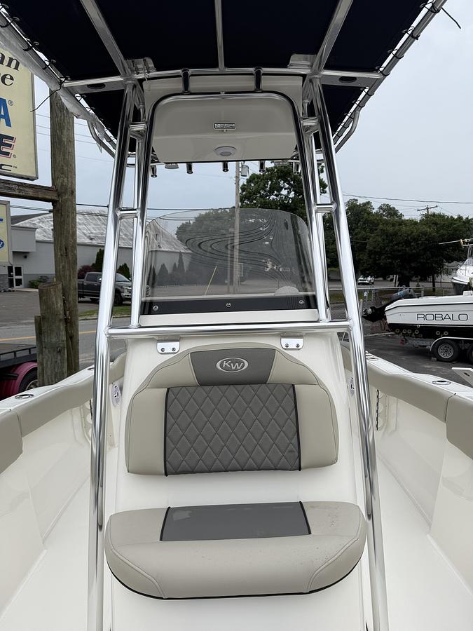 2026 KEY WEST 203FS