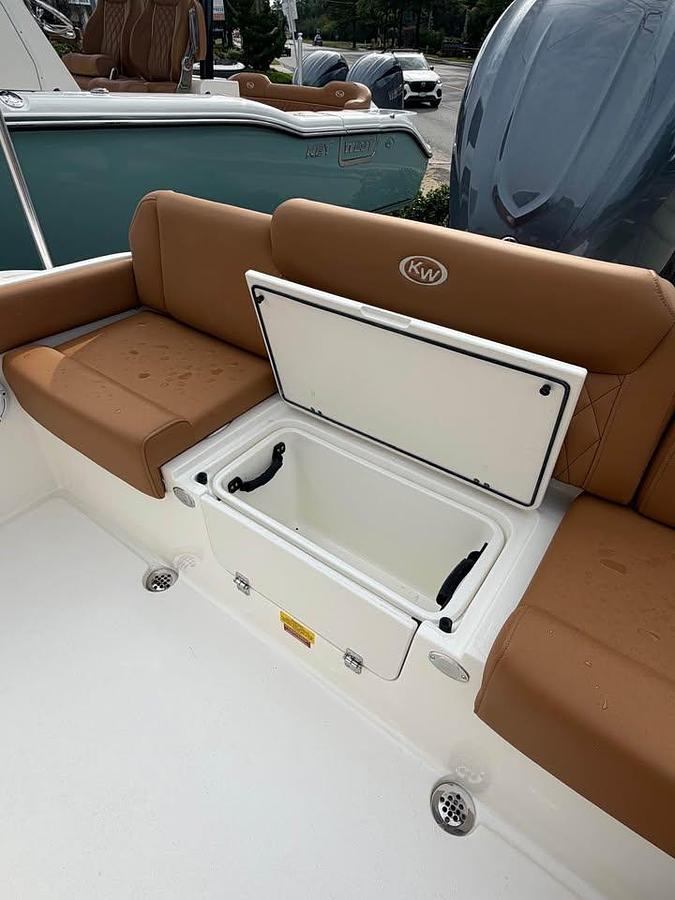 Used 2027 KEY WEST  249FS
