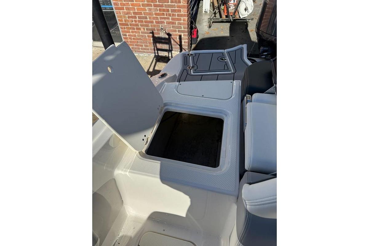 Used 2024 Chaparral 21 SSi OB