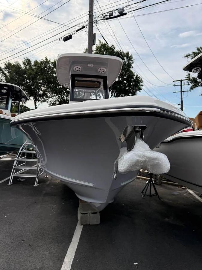 Used 2027 KEY WEST  249FS
