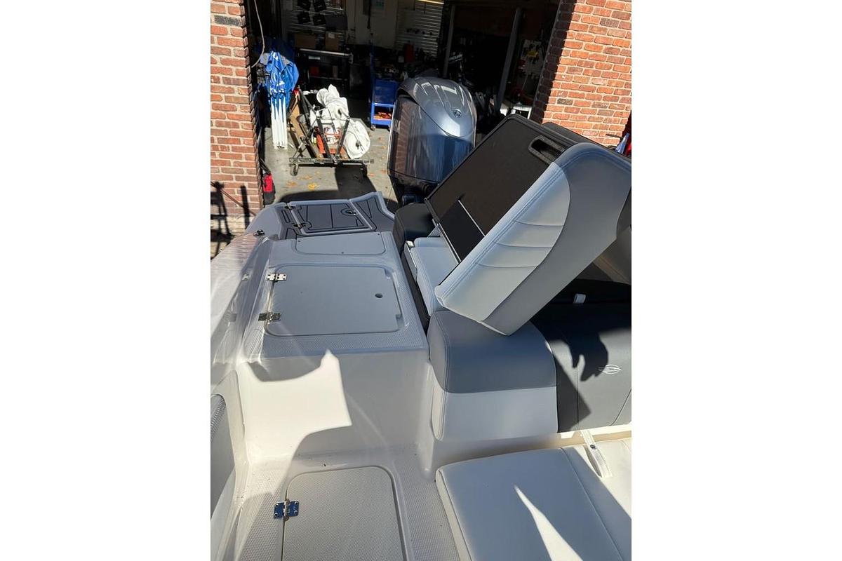 Used 2024 Chaparral 21 SSi OB
