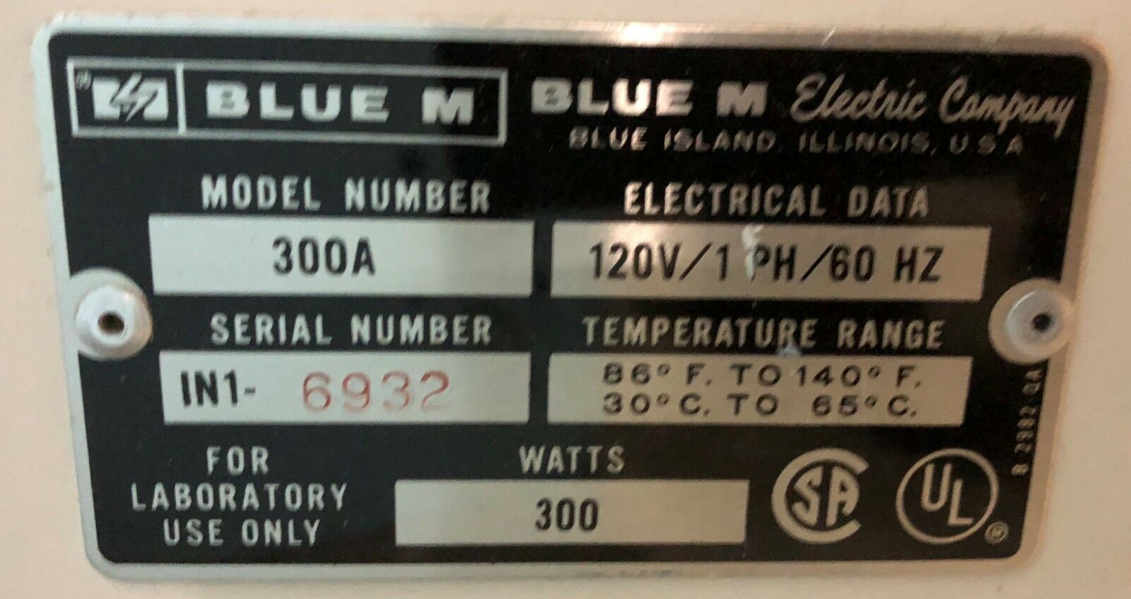 Used Blue-M Stabil-Therm Dry Type 300A Bacteriological Incubator (10 Cu-Ft)