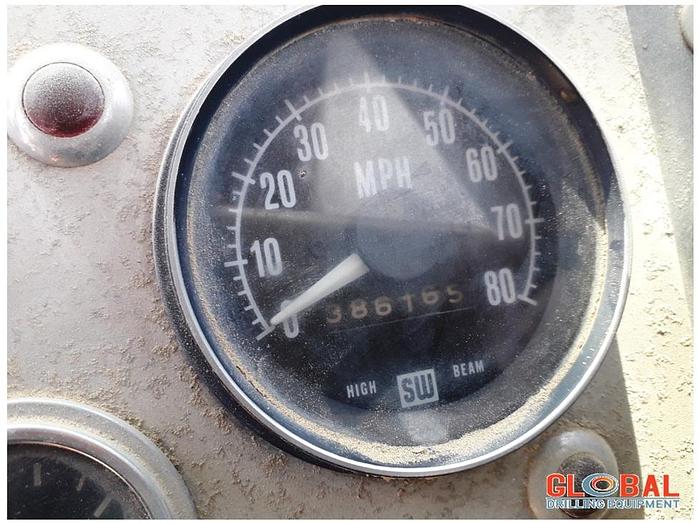 Used Item 0152 : Speedstar 15THHD Drill Rig