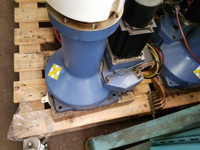 Used Denso HM-4W703BM-W 410300-0111 Robotic Arm