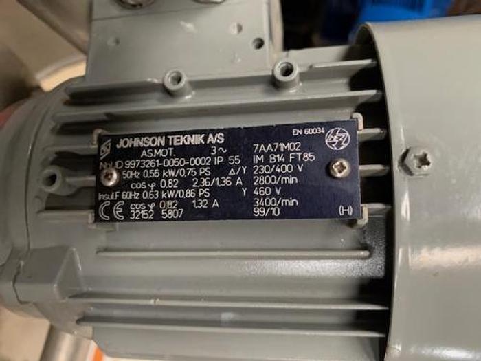 Used 35 liter stainless steel process tanks