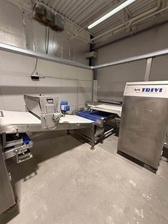 Used TRIVI  DOUGH LAMINATING WITH MARGARINE / BUTTER APPLICATION