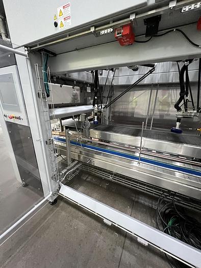 Used BOSCH 2 HEAD PICK AND PLACE