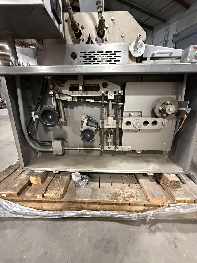 Used APV 1 METER WIRE CUT