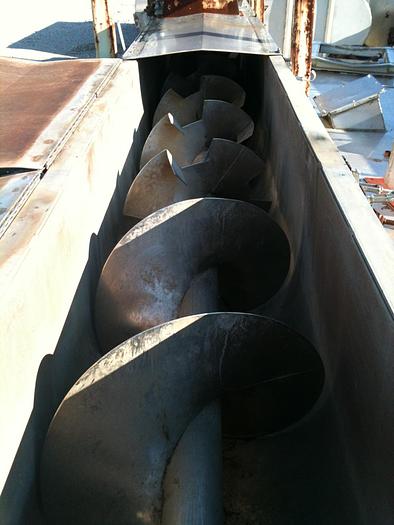 Used Cut & Fold Mixing Conveyor