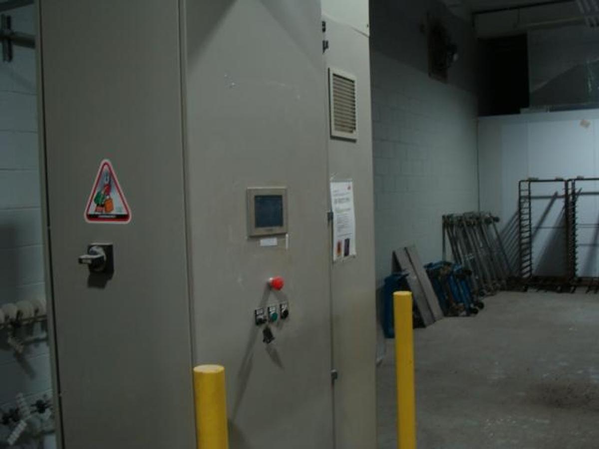 Used TRIVI SWIRL LINE