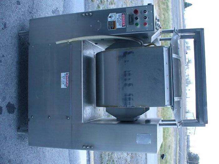 Used 22" Magna mixer