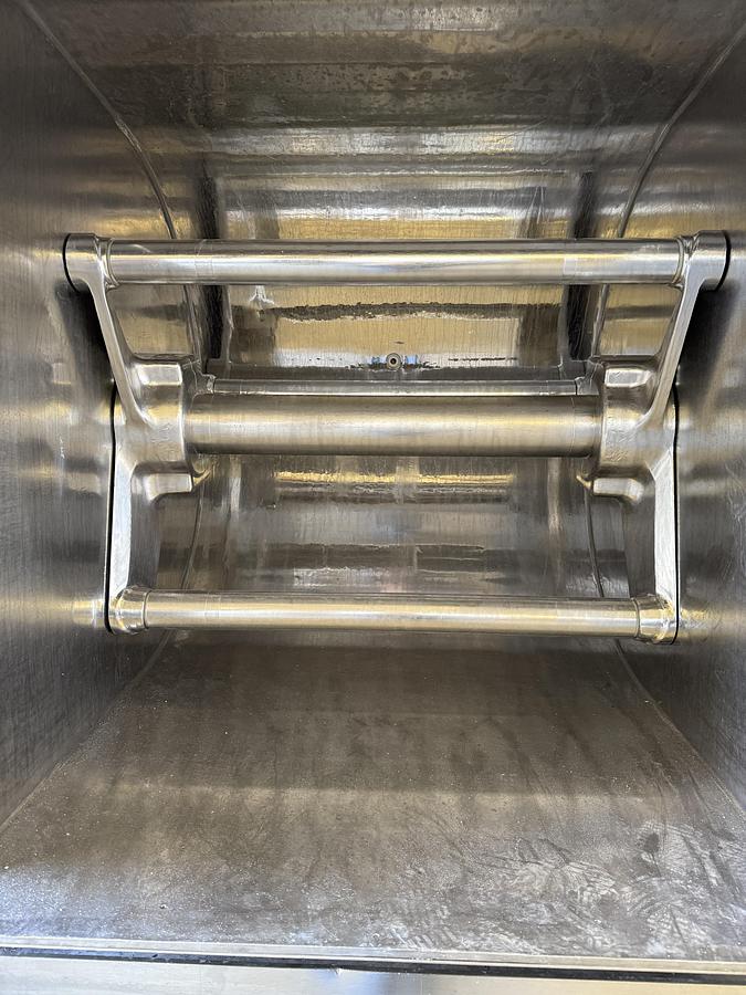 Used OSHIKIRI 1,000LBS JACKETED ROLLER BAR MIXER