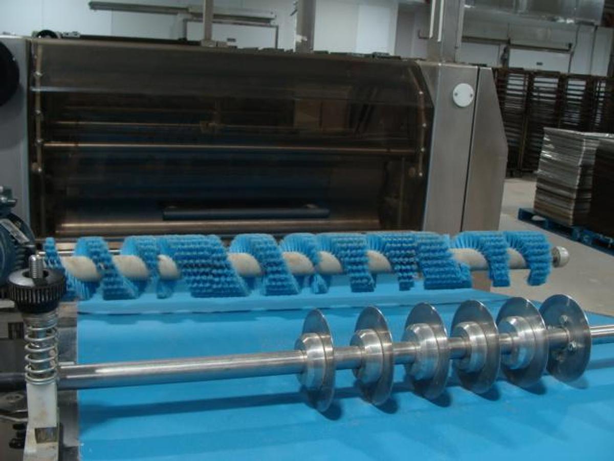 Used TRIVI SWIRL LINE