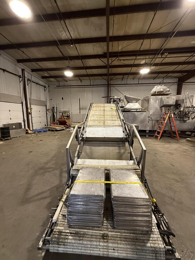 Used FOOD PROCESS AUTOMATION 50IN WIDE BELT INCLINE CONVEYOR WITH LOMA METAL DETECTOR